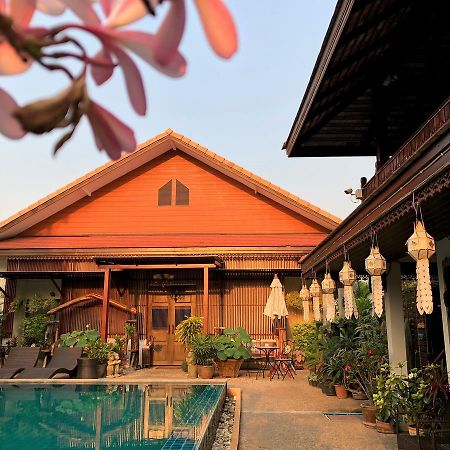 Viangdara Hotel Chiang Mai Exterior photo